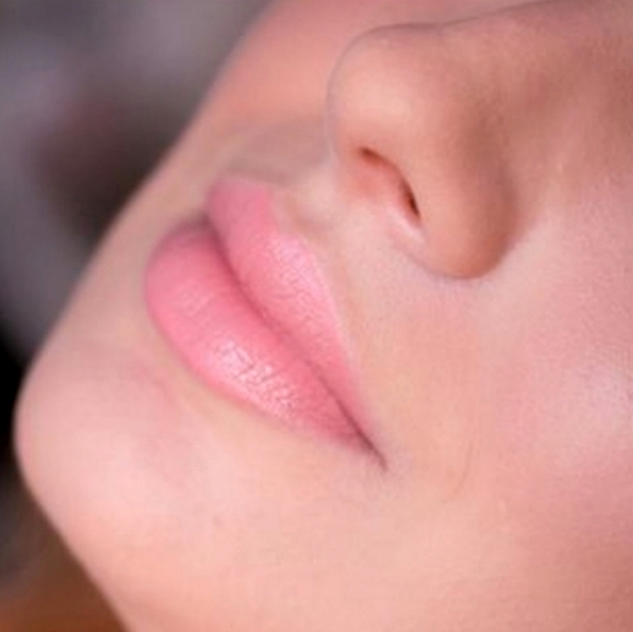 Nicki Minaj "The Pinkprint" Lipstick - Picture 5 of 11